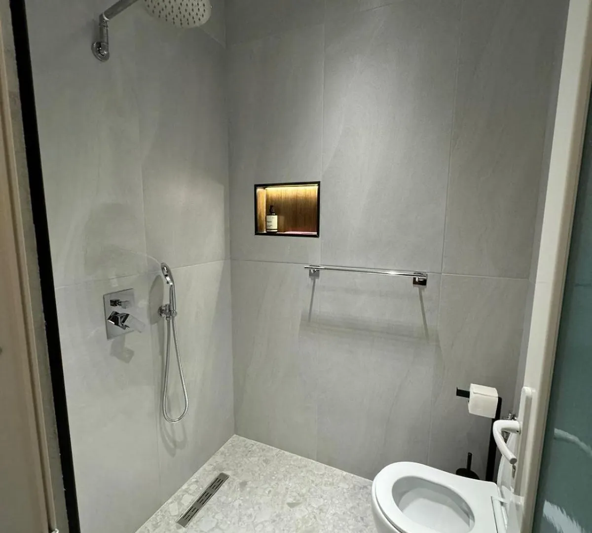 Hotel Jurgen Лежа